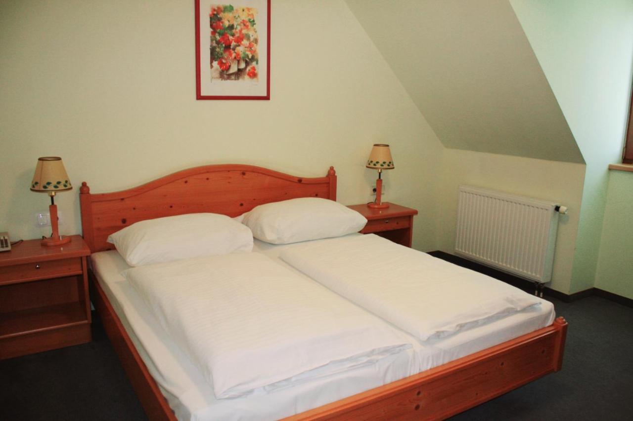 Hotel Garni am Seggauberg Leibnitz Bagian luar foto