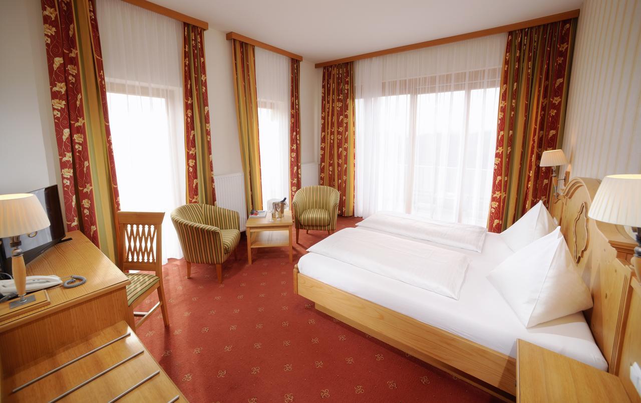 Hotel Garni am Seggauberg Leibnitz Bagian luar foto