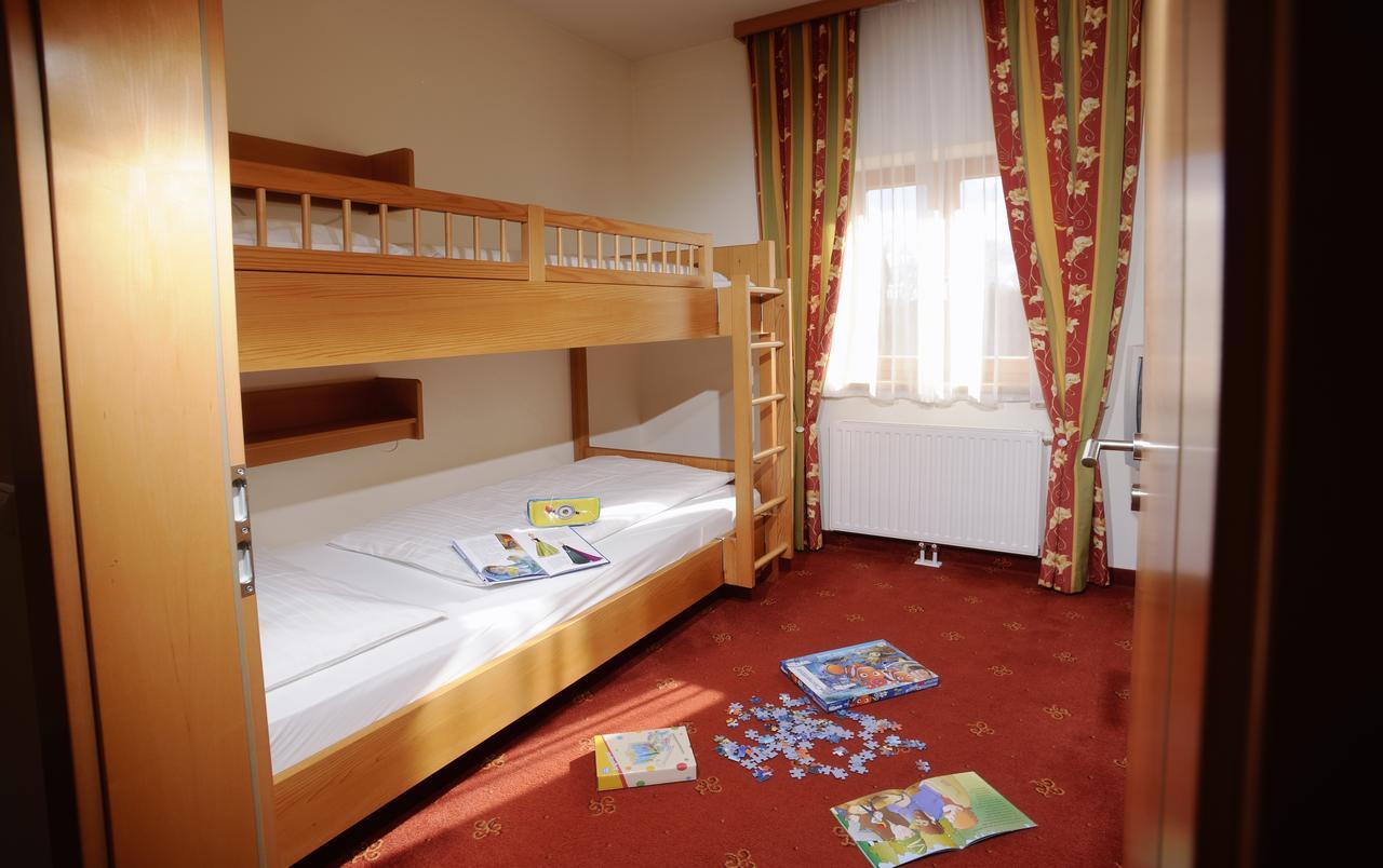 Hotel Garni am Seggauberg Leibnitz Bagian luar foto